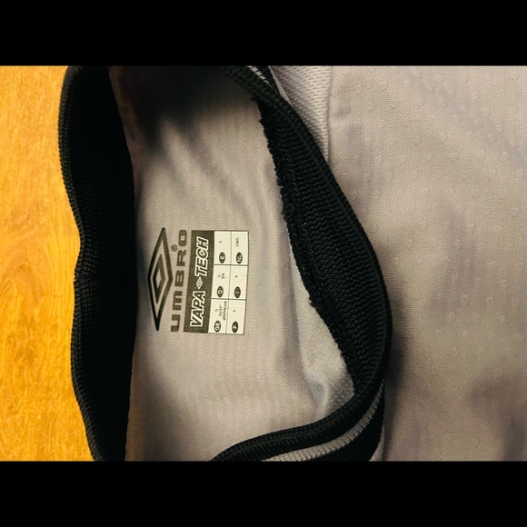 Rare vintage Manchester United Jersey. - Picture 6 of 7